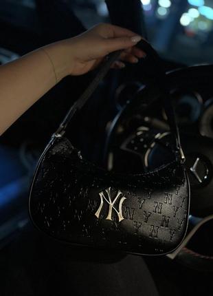Черная кожаная сумка на плечо yankees mlb