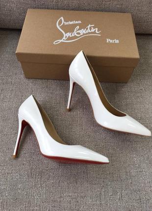 Туфли в стиле louboutin