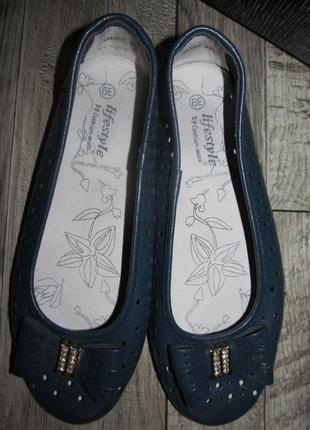 Кожаные туфли, балетки lifestyle р. 6е - 24,5 см