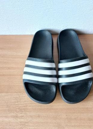 Шльопанці сланці тапки adidas stripe adilette aqua 36 р. устілка 23,4 см