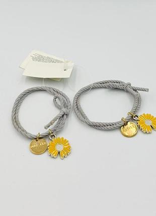 Гумка для волосся з намистинами