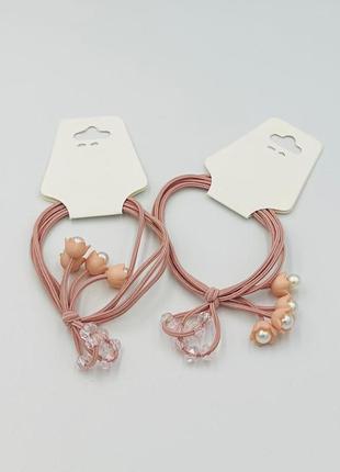 Гумка для волосся з намистинами