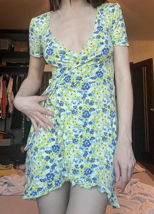 Сукня на запах