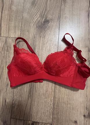 Бюстгальтер