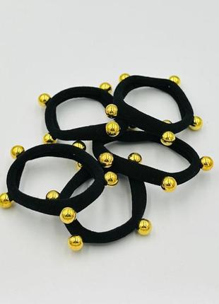 Гумка для волосся з намистинами