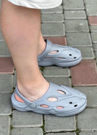 Крокси шльопанці