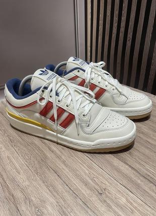 Adidas forum low wood