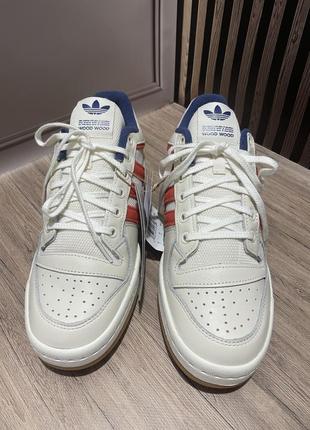Adidas forum low wood 4
