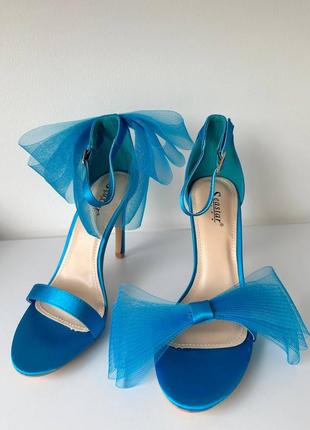 Босоножки женские