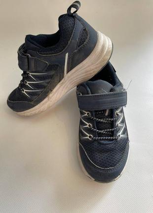 Кроссовки gulliver 28 размер 4108