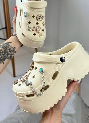 Трендовые кроксы на высокой подошве 🤩