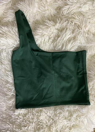 Топ на одне плече