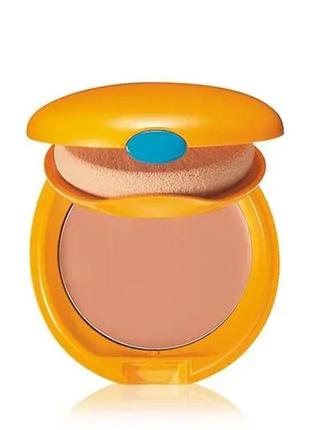 Тональна пудра для обличчя shiseido tanning compact foundation spf 6 honey