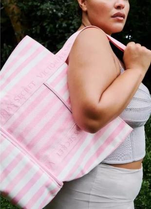 Victoria ́s victorias secret віктория сикрет сумка кулер cooler tote iconic