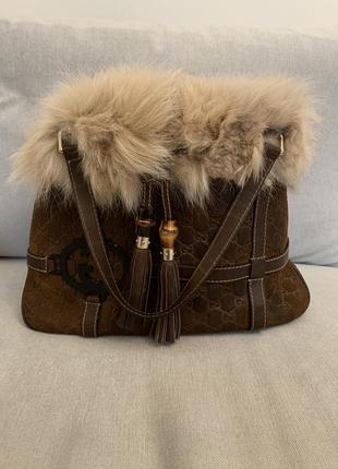 Сумка с мехом gucci