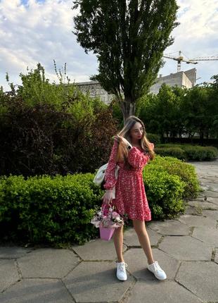 Сукня червона