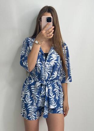 Костюм женский с шортами