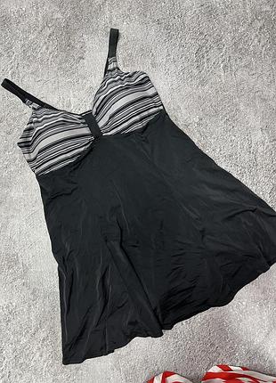 Сумісний купальник сукня з паралоном