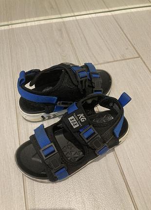 Босоніжки 30 розмір, 18 см