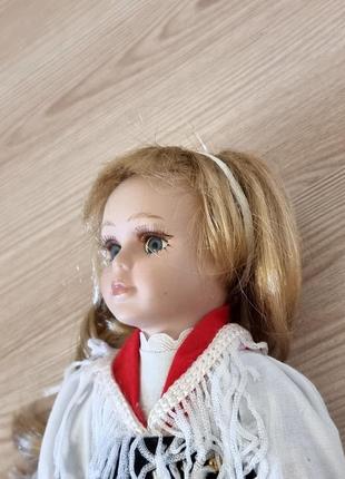 Керамическая кукла