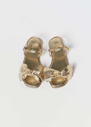 Босоніжки дитячі від zara