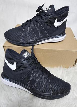 Кроссовки tickets nike 40 размер