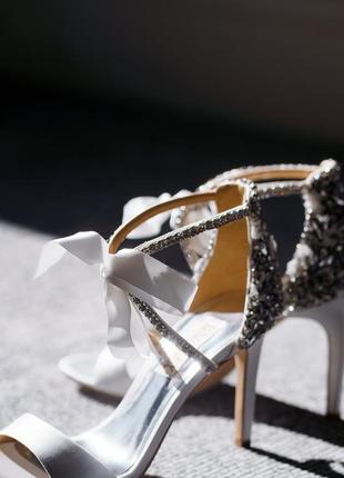 Весільні босоніжки badgley mischka