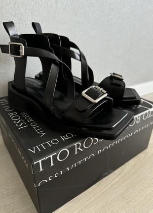 Босоніжки vitto rossi