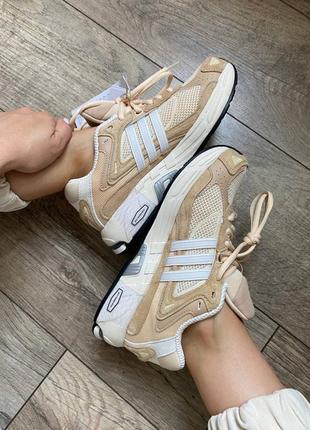 Adidas response світлі / адідас респонс / вінтаж