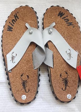 Шльопанці якісні кожані