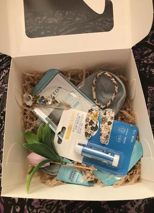 Подарункові бокси для дівчат