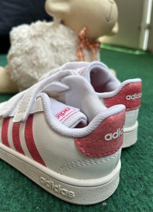Детские оригинальные кроссовки adidas