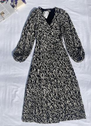 Сукня міді енімалістичний принт на запах від н&м