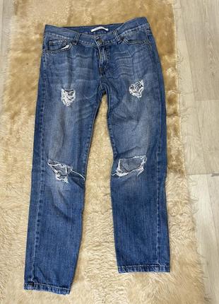 Джинсы рваные