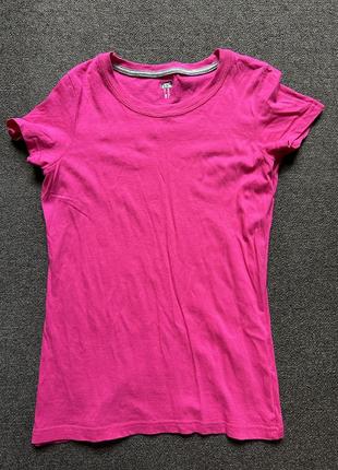 Жіноча футболка