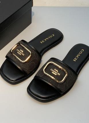 Женские летние шлепанцы в стиле coach