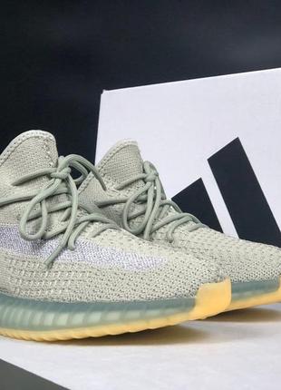 Кроссовки adidas yeezy boost 350 серые с салатовым