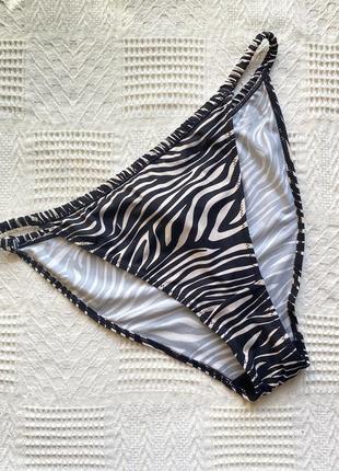 Трусики плавки m з принтом зебри нові