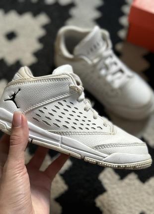 Детские кроссовки jordan 30 г. оригинал