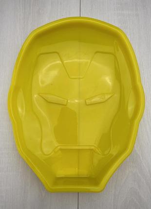 Силиконовая форма для льда шоколада печенья железный человек iron man 23*30см