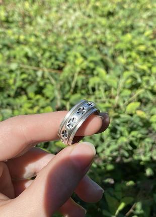 Серебряная кольца с подвижным элементом с крестами