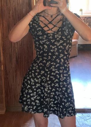Трикотажное платье - короткая zara
