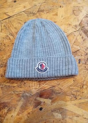 Шапка біні moncler