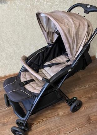 Продам коляску прогулку фирма cam