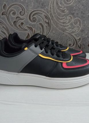 Кросівки кроси swin6 фото