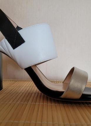 Босоніжки літні на підборі, босоніжки welfare