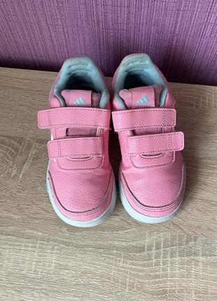 Кроссовки для ребенка от adidas tensaur7 фото