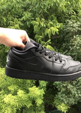 Кросівки жіночі Nike Air Jordan 1 Retro High Nouveau Snakeskin Black Red Mens Shoes 819176-001 retro low black