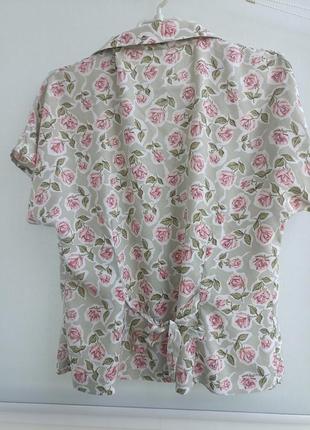 Вінтажна блуза з трояндами світлих тонів