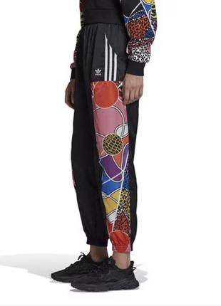 Брюки от adidas